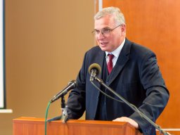 elsonap_16_20170426_1856553574