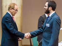 zaro_44_20170426_1446538464