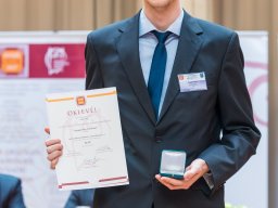 zaro_50_20170426_1745931999