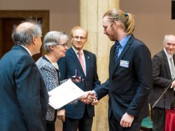 zaro_65_20170426_1491146714