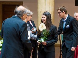 zaro_67_20170426_1032848776