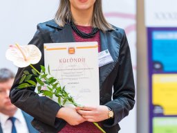 zaro_70_20170426_1226936921