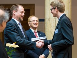 zaro_77_20170426_1993332033